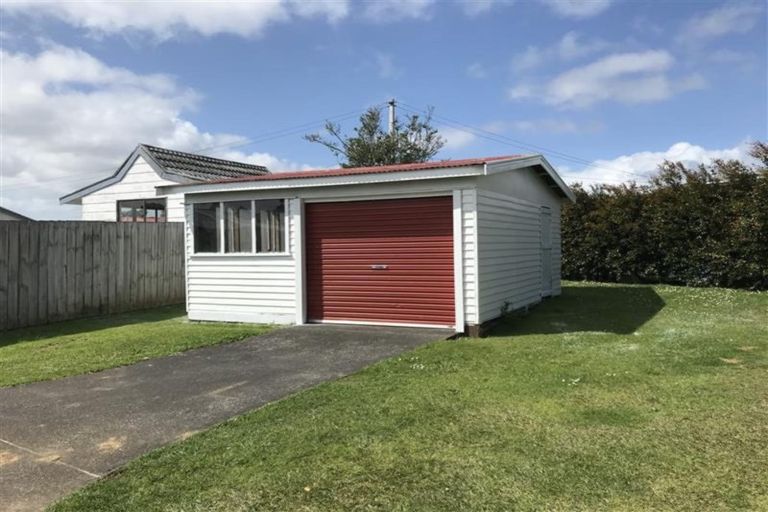 Photo of property in 13 Mclean Avenue, Papatoetoe, Auckland, 2025