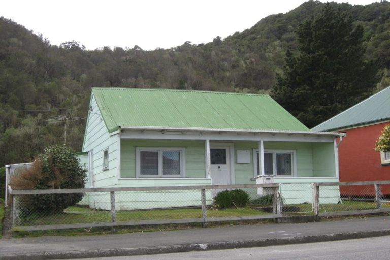 Photo of property in 169 Bright Street, Cobden, Greymouth, 7802