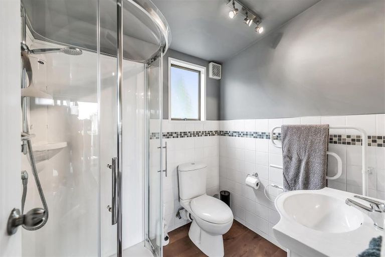 Photo of property in 34 Royleen Street, Casebrook, Christchurch, 8051