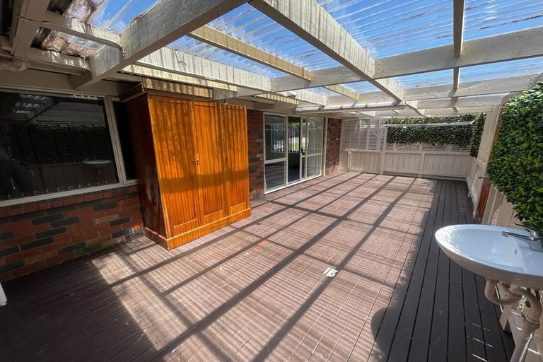 Photo of property in 58a Crawford Avenue, Mangere Bridge, Auckland, 2022