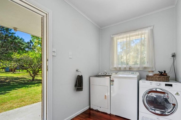 Photo of property in 1295 Coatesville-riverhead Highway, Kumeu, 0892