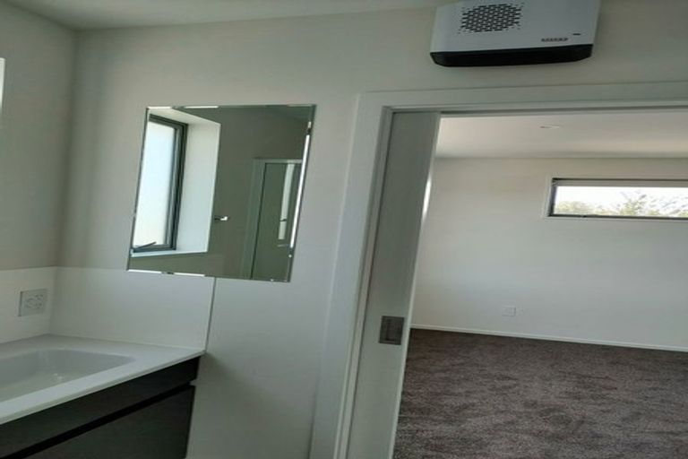 Photo of property in 8 Ashby Place, Bryndwr, Christchurch, 8052