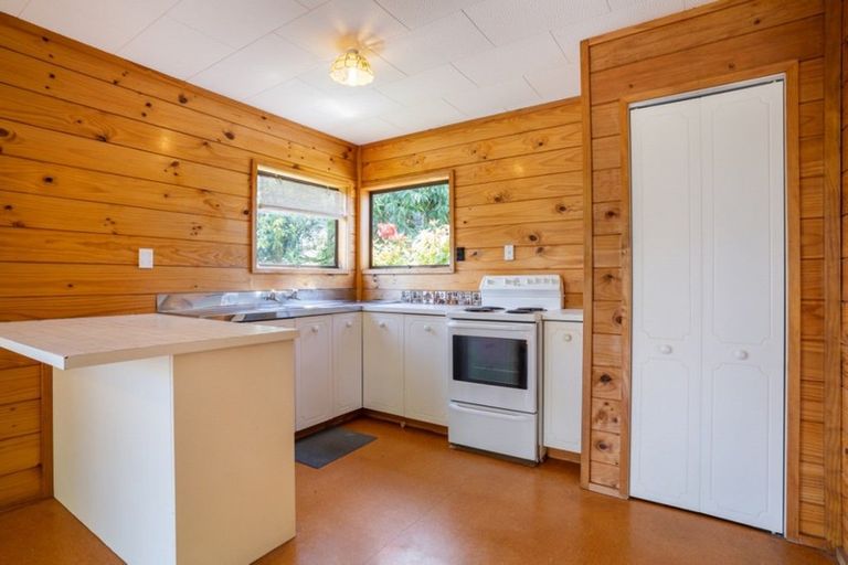 Photo of property in 128 Avalon Place, Whangamata, 3620