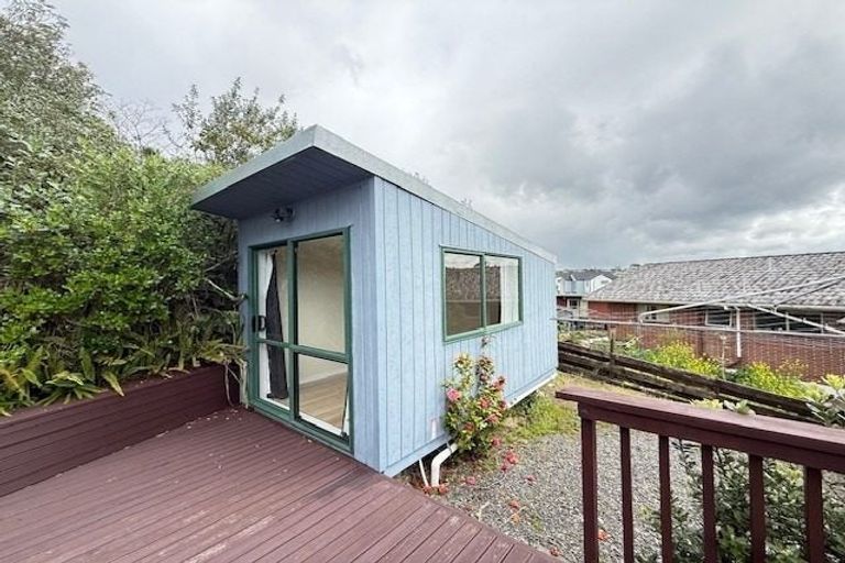 Photo of property in 70 Glencoe Road, Browns Bay, Auckland, 0630