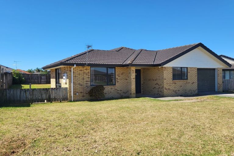 Photo of property in 49 Cyclamen Road, Mangere, Auckland, 2022