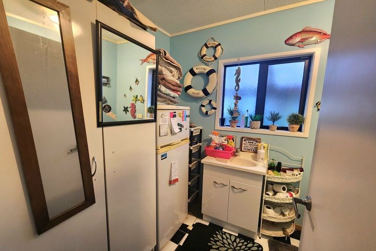 Photo of property in 11 Thompson Street, Greymouth, 7805