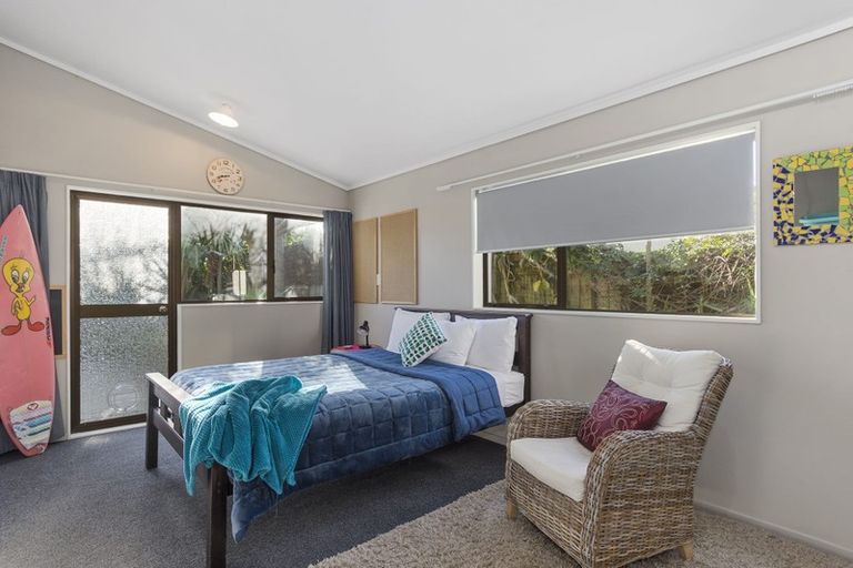 Photo of property in 1043b Papamoa Beach Road, Papamoa Beach, Papamoa, 3118