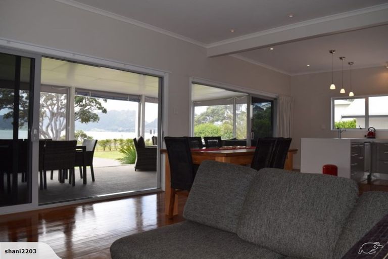 Photo of property in 243 One Tree Point Road, One Tree Point, 0118