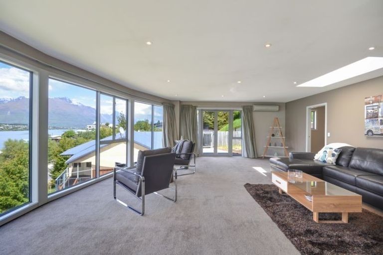 Photo of property in 9 De La Mare Place, Frankton, Queenstown, 9300