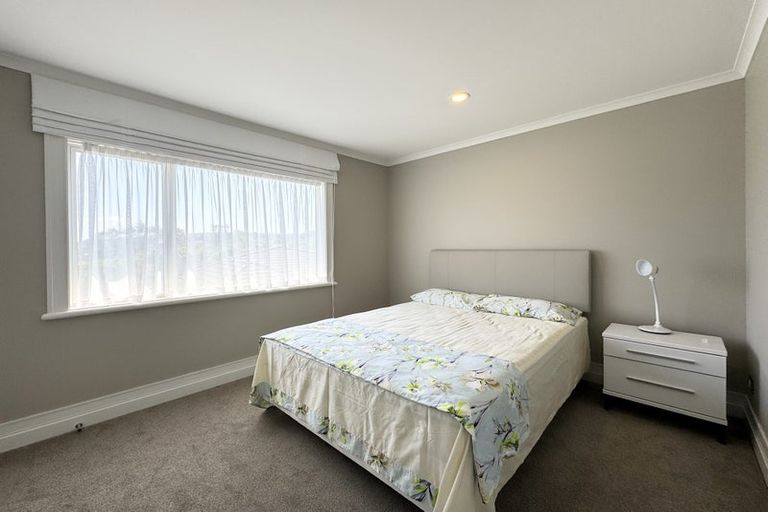 Photo of property in 8 Mural Place, Greenhithe, Auckland, 0632