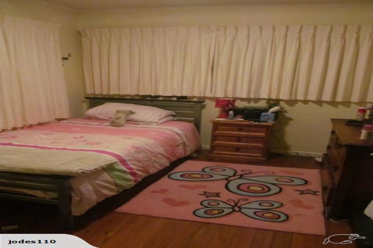 Photo of property in 104 Tirohanga Road, Tirohanga, Lower Hutt, 5010