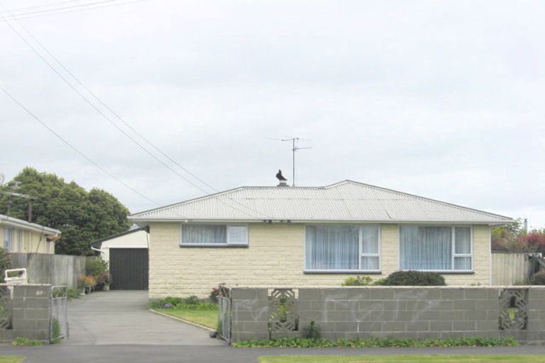 Photo of property in 108 Isleworth Road, Bishopdale, Christchurch, 8053