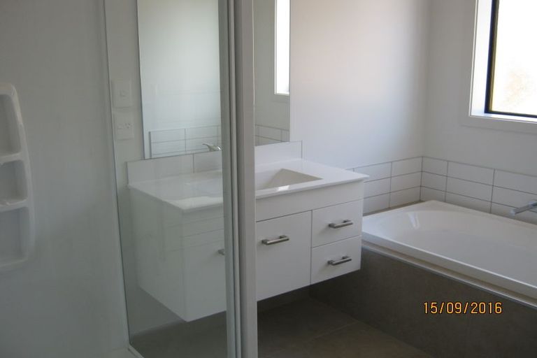 Photo of property in 19 Varsity Heights, Fitzherbert, Palmerston North, 4410