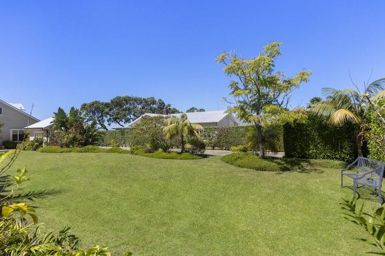 Photo of property in 18 Hamana Street, Narrow Neck, Auckland, 0622