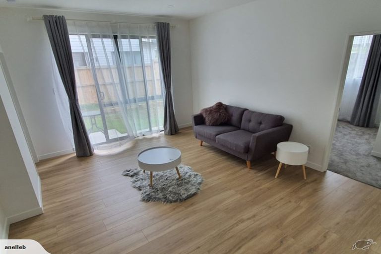 Photo of property in 11 St Claire Road, Silverdale, 0932