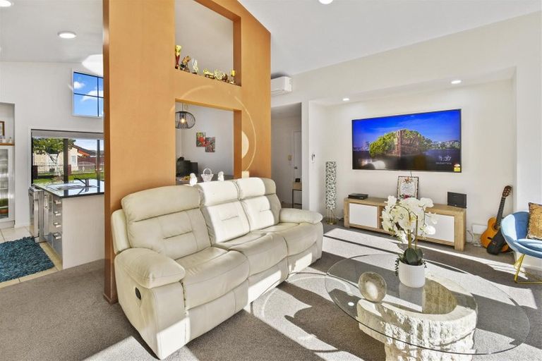 Photo of property in 59 Foxlaw Street, Randwick Park, Auckland, 2105