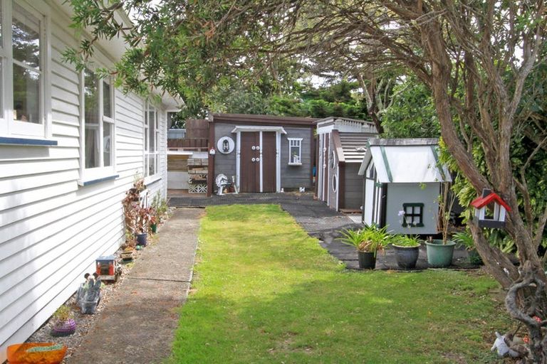 Photo of property in 113 Wood Street, Wainuiomata, Lower Hutt, 5014