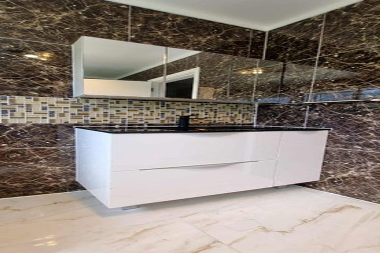 Photo of property in 516 Great South Road, Rosehill, Papakura, 2113