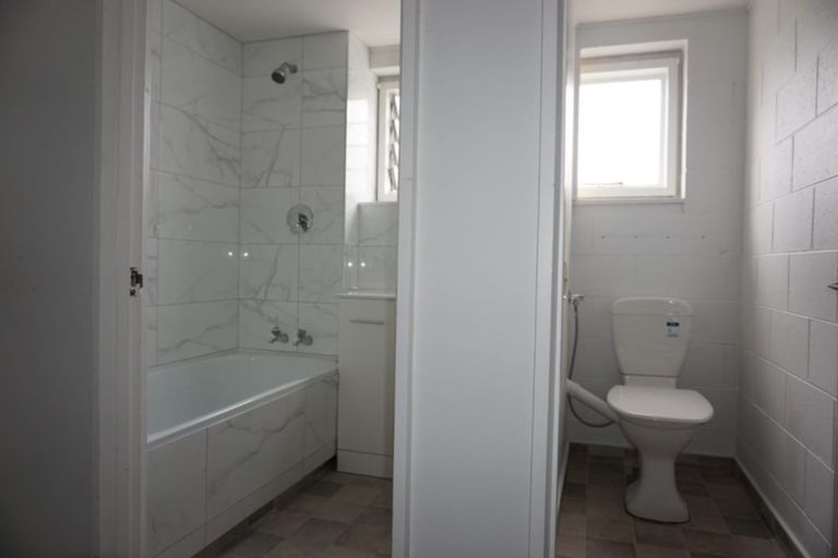 Photo of property in Garlinge Apartments, 14 Rhodes Street, Merivale, Christchurch, 8014