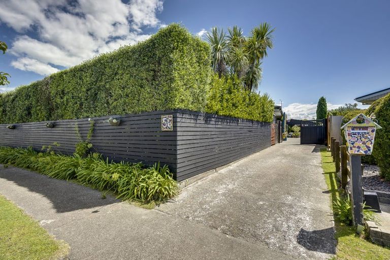 Photo of property in 56 Clarence Cox Crescent, Pirimai, Napier, 4112