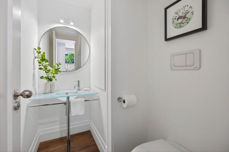 Photo of property in 11 Shelbourne Street, Nelson, 7010