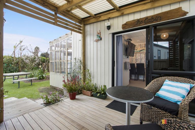 Photo of property in 10 Reel Road, Athenree, Waihi Beach, 3611