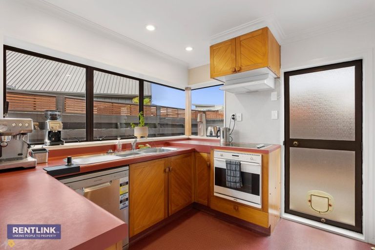 Photo of property in 46 Sunrise Avenue, Mount Maunganui, 3116