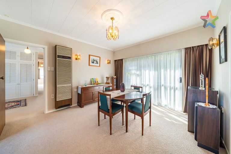 Photo of property in 18 Mimihau Grove, Wainuiomata, Lower Hutt, 5014