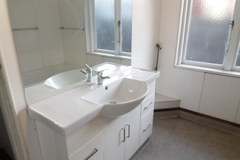 Photo of property in 99 Momorangi Crescent, Redwood, Christchurch, 8051