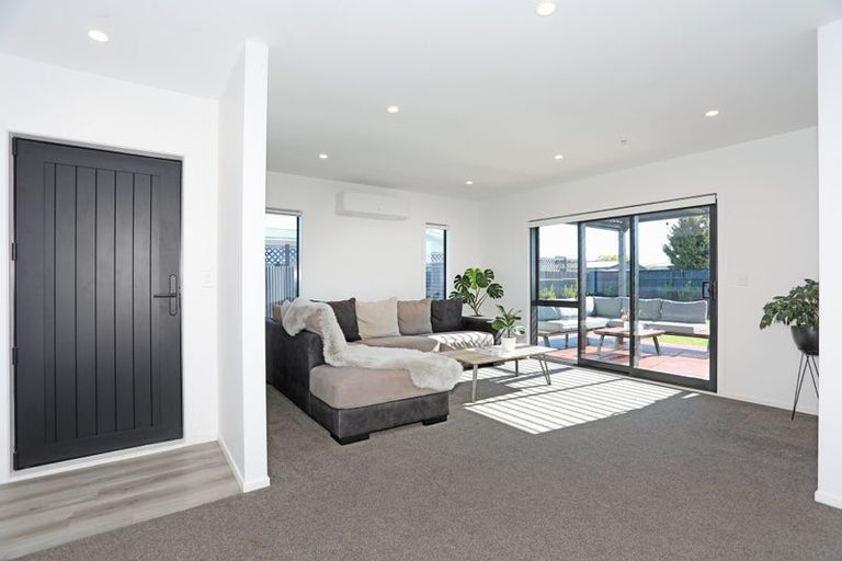 Photo of property in 7b Terrace Street, Marton, 4710