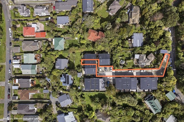 Photo of property in 14 Ara Toutouwai, Karori, Wellington, 6012