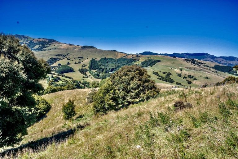 Photo of property in 190 Okains Bay Road, Robinsons Bay, 7581