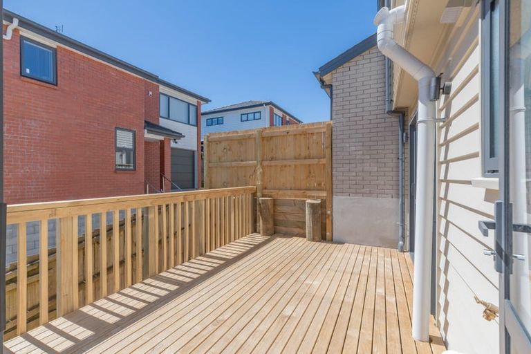 Photo of property in 19 Earlsworth Road, Mangere East, Auckland, 2024