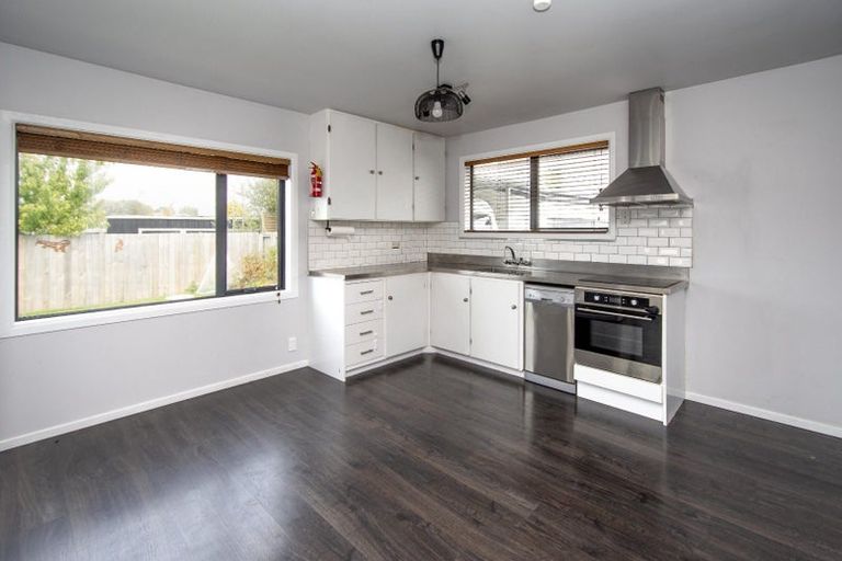 Photo of property in 2/16 Claymore Street, Woolston, Christchurch, 8062