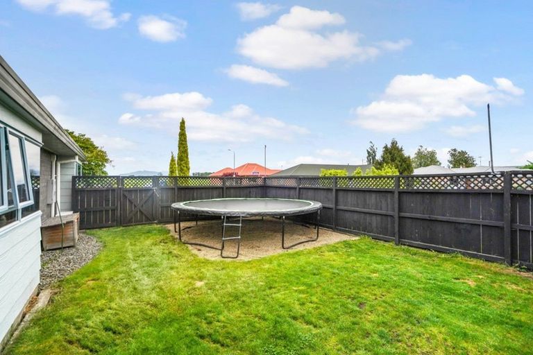 Photo of property in 1 Caesar Roose Drive, Glenview, Hamilton, 3206