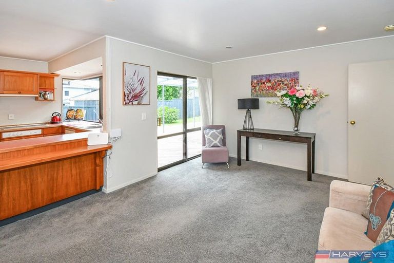 Photo of property in 4 Peretao Rise, The Gardens, Auckland, 2105