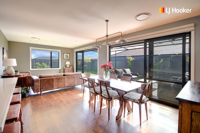 Photo of property in 13 Caledonia Drive, Mosgiel, 9024