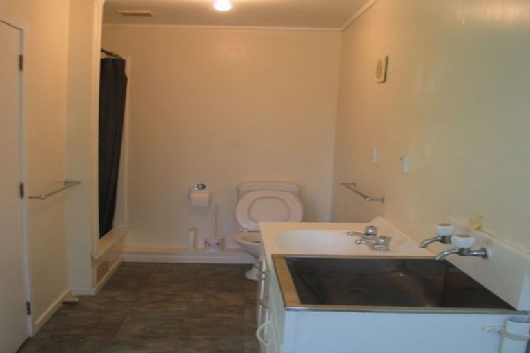 Photo of property in 188 Awa Road, Kumeu, 0891