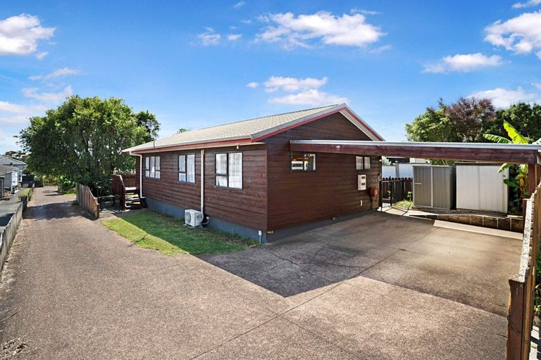 Photo of property in 4/28 Islington Avenue, New Lynn, Auckland, 0600
