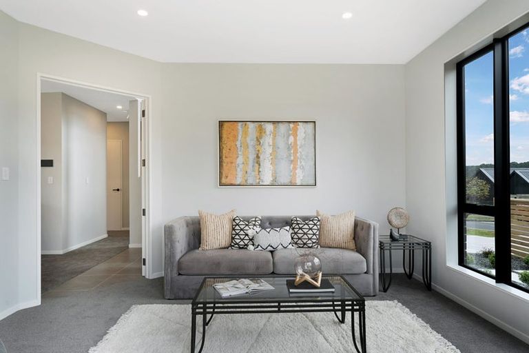 Photo of property in 19 Paihere Street, Huapai, Kumeu, 0810