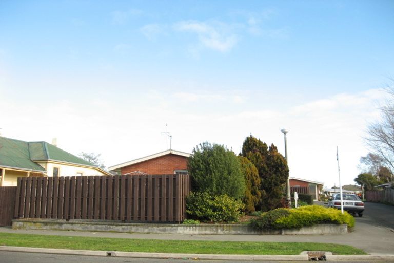 Photo of property in 82 Springfield Road, St Albans, Christchurch, 8014