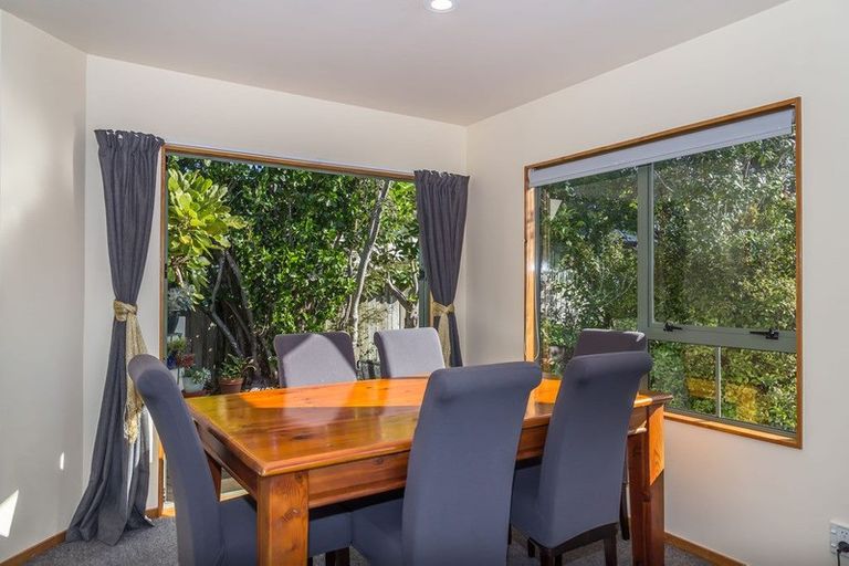 Photo of property in 5 Charlotte Street, Stanmore Bay, Whangaparaoa, 0932