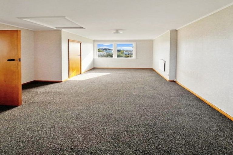 Photo of property in 46-52 Devon Crescent, Bulls, 4818