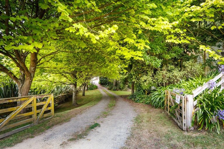 Photo of property in 753 Napier Road, Whakarongo, Palmerston North, 4470