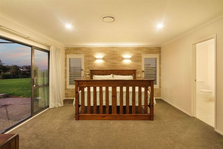 Photo of property in 12 Church View Road, Waiau Pa, Pukekohe, 2679