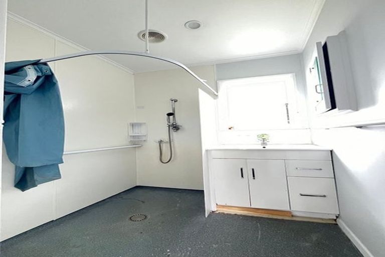 Photo of property in 1/76 Sutton Crescent, Papakura, 2110