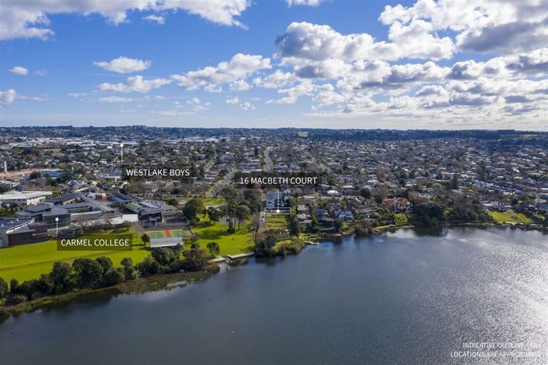 Photo of property in 16 Macbeth Court, Milford, Auckland, 0620