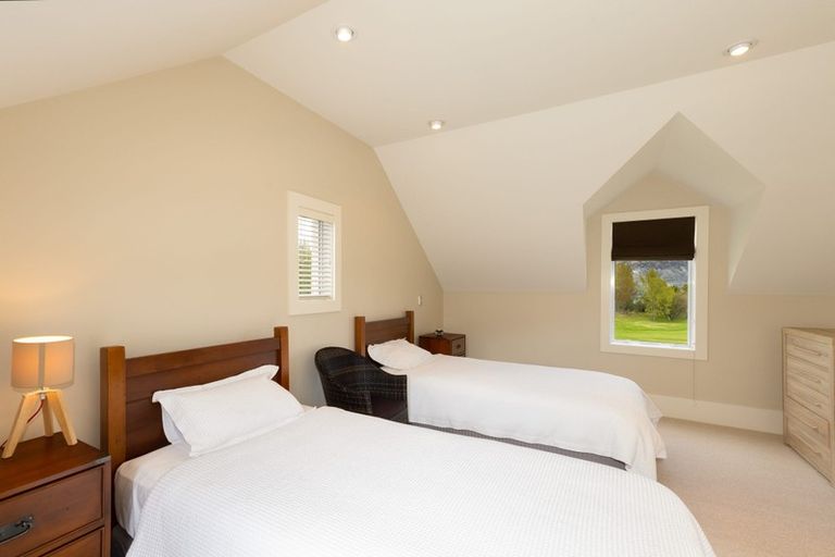 Photo of property in Millbrook Resort, 9 Chalmers Close, Arrowtown, 9371