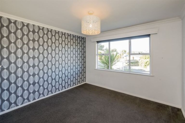 Photo of property in 1 Argyle Avenue, Levin, 5510