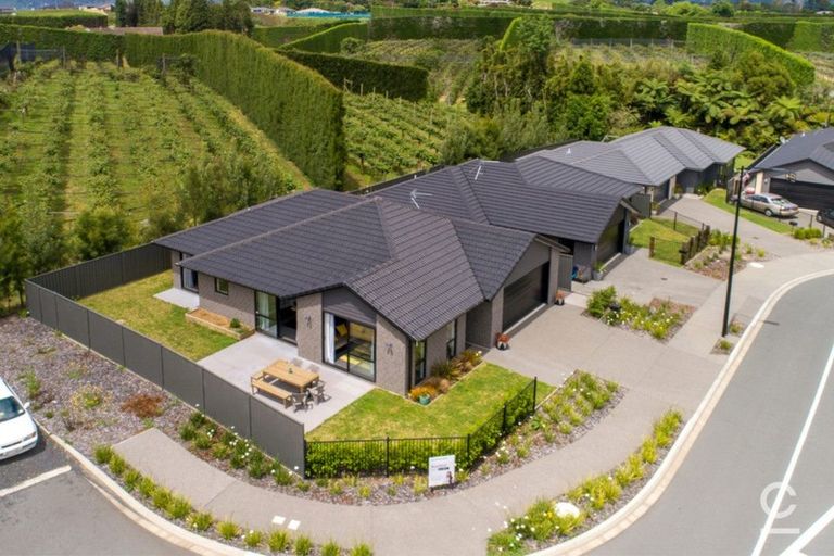 Photo of property in 44 Traverse Lane, Omokoroa, 3114